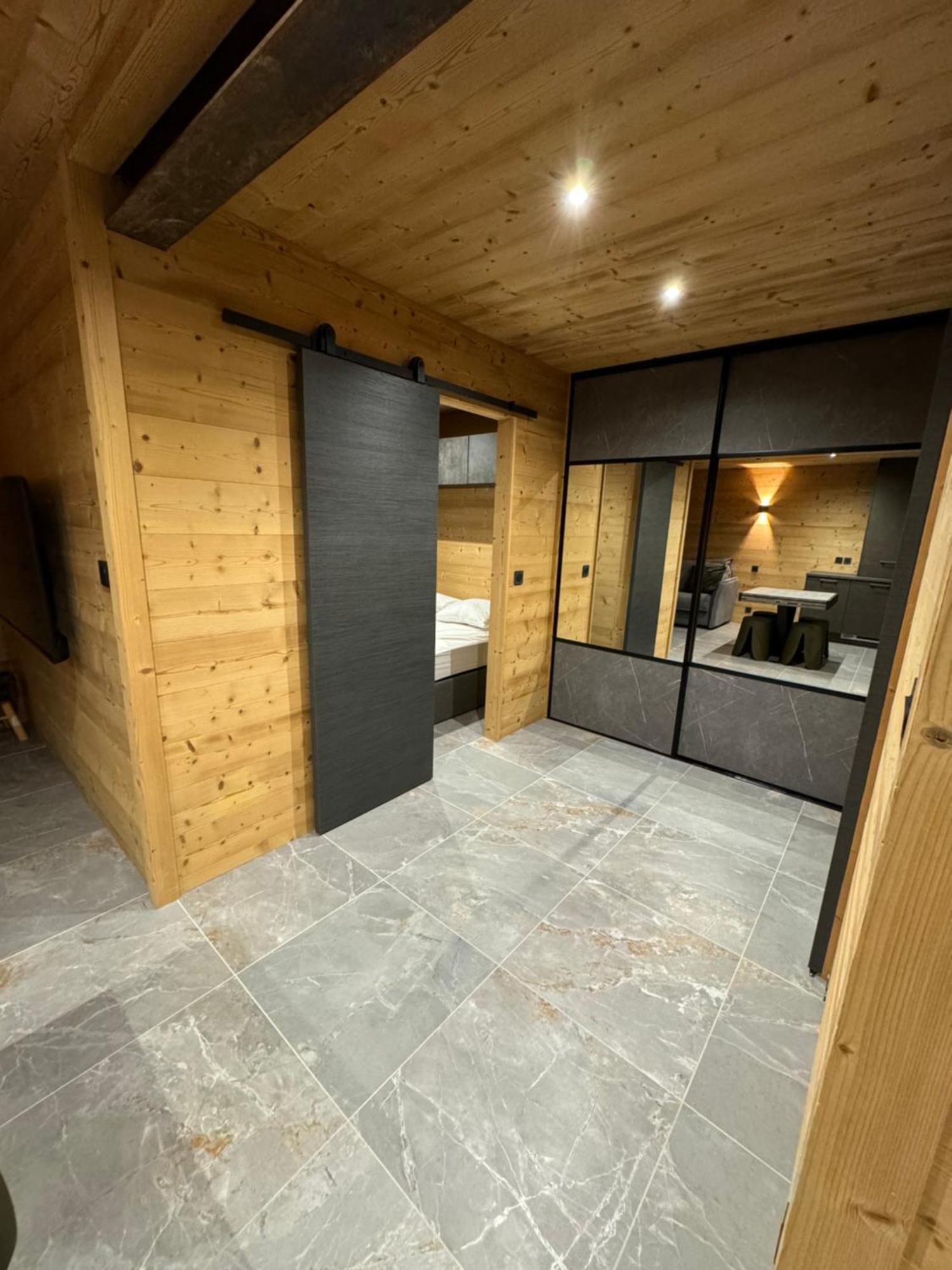 Appartement Familiale Residence Les Vans Recoin 1650 Chamrousse Exterior foto